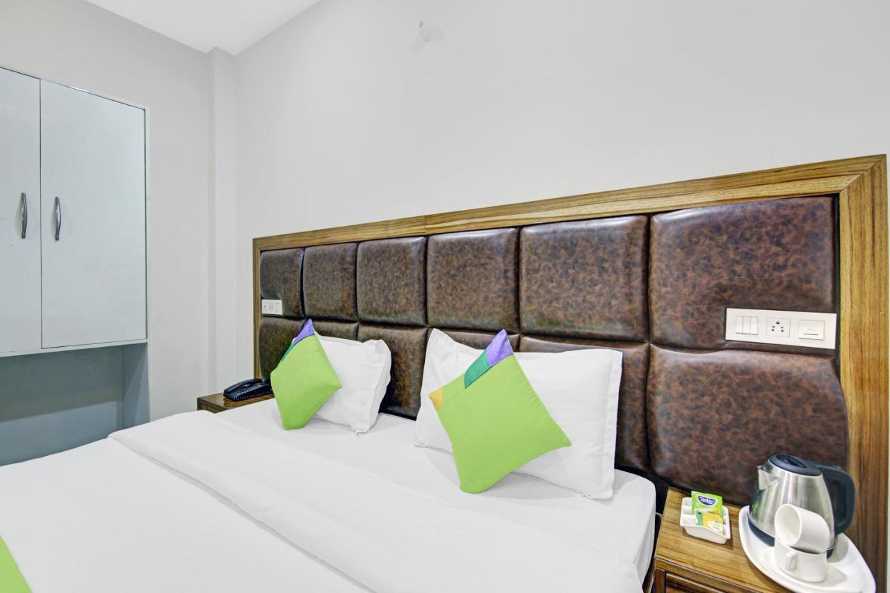 Hotel Treebo Royal Salute, Zirakpur Exterior foto