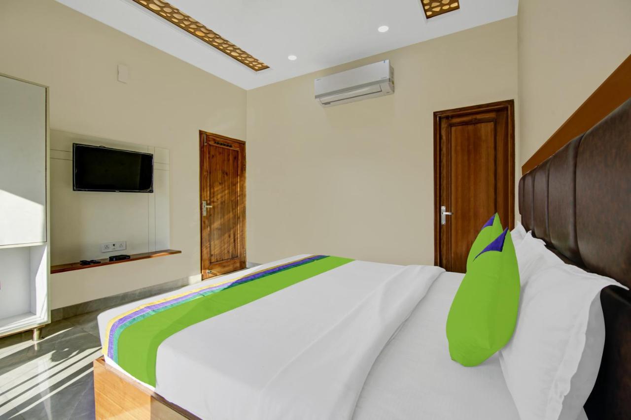 Hotel Treebo Royal Salute, Zirakpur Exterior foto