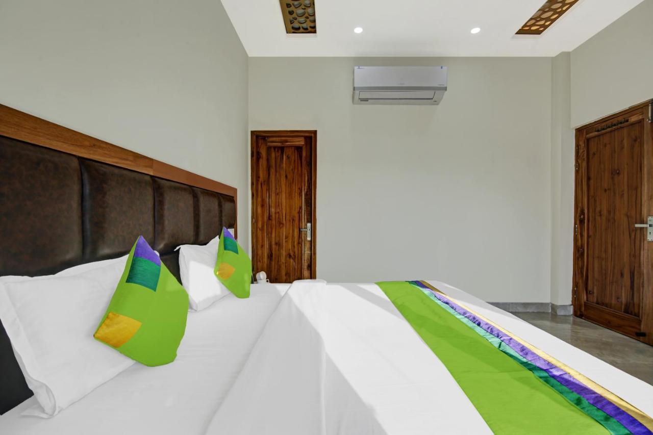 Hotel Treebo Royal Salute, Zirakpur Exterior foto