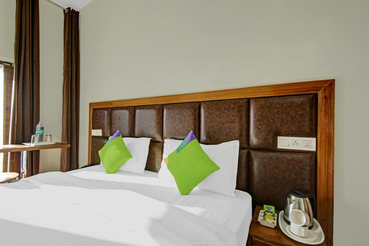 Hotel Treebo Royal Salute, Zirakpur Exterior foto